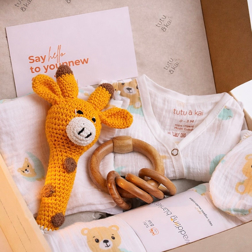 Tutu & Kai Premium Organic Newborn Starter Gift Set (0–3 Months)